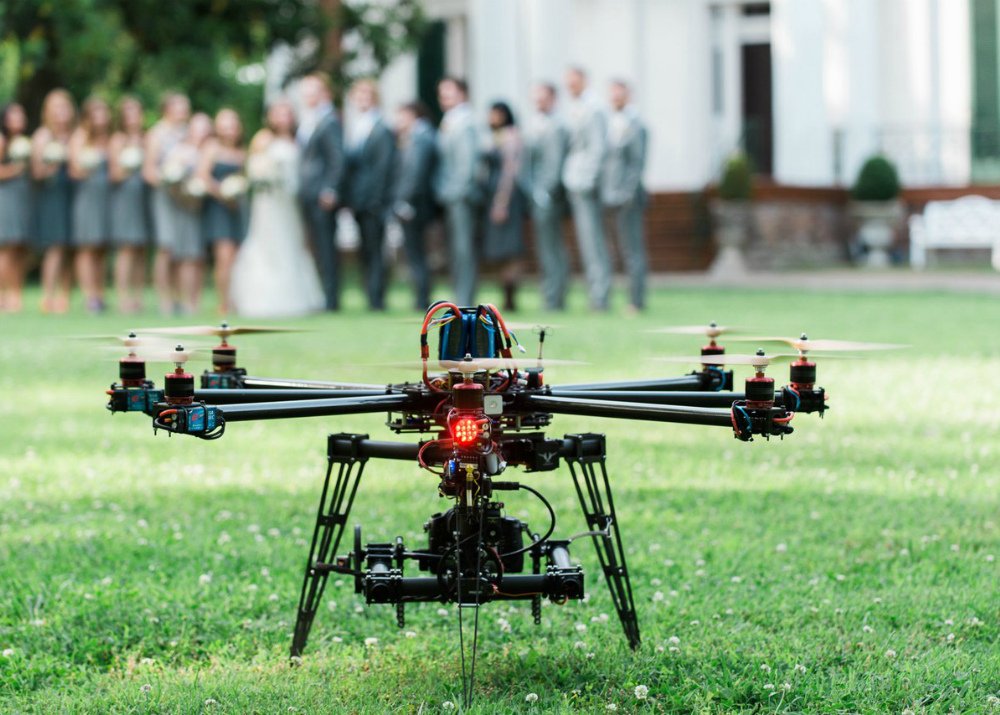 Drone photography capturing stunning aerial views and landscapes, delivering high-quality visuals for events and projects.