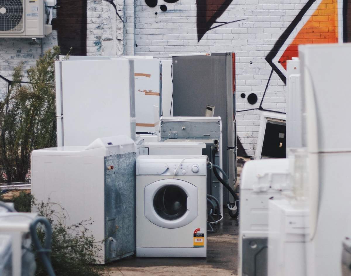 b0530836-1b91-4f4a-93c0-b7d61e600f0f