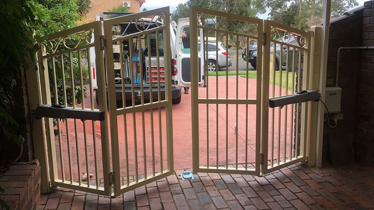 Swing Gate Repair